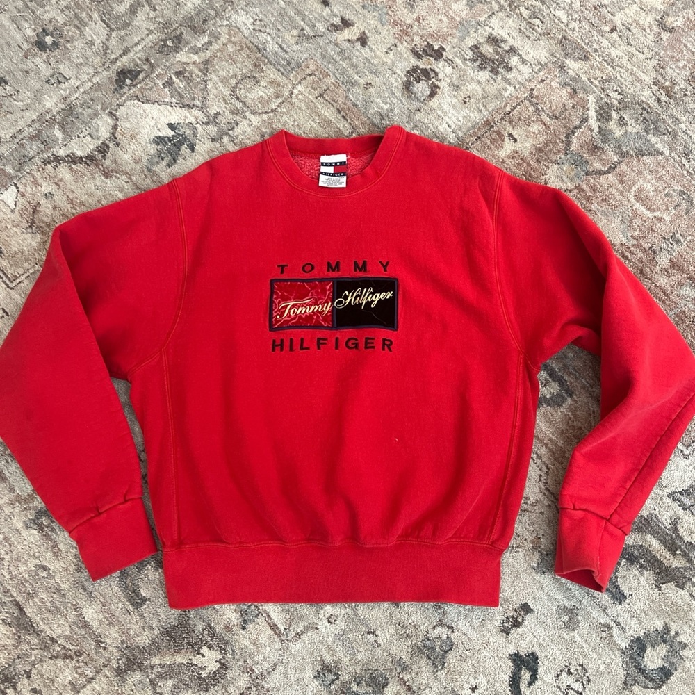 Vintage Red Tommy Hilfiger Sweatshirt Large